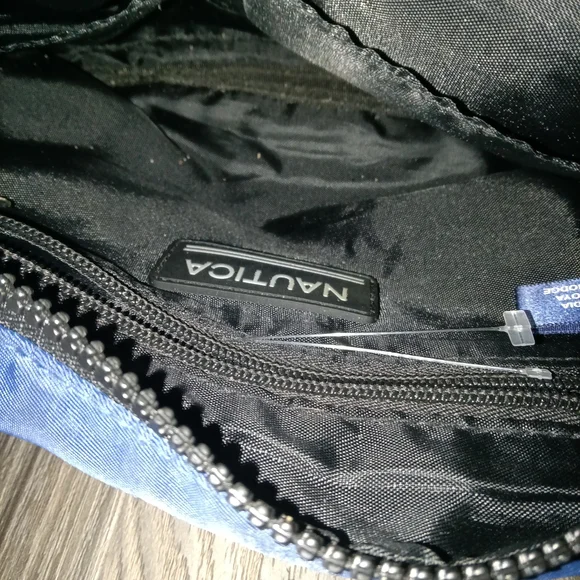 Nautica Blue and Black Belt Bag with Sporty Design - Picture 3 of 3